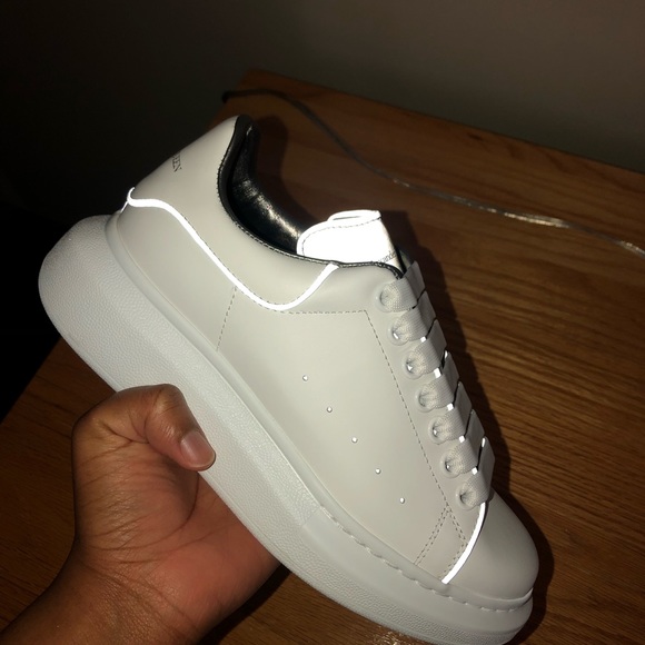 ALEXANDER MCQUEEN BRAND NEW FLASH SNEAKERS - Picture 2 of 3